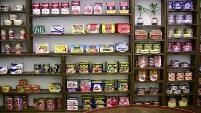 weissraum_canned_goods Canned goods bar in Kyoto, Japan